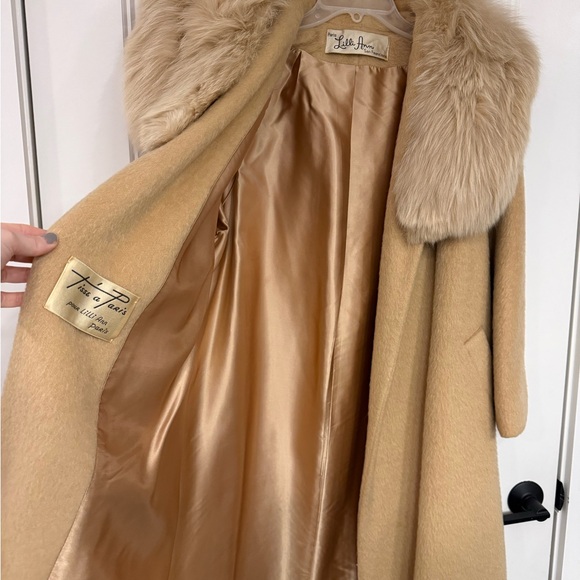 Vintage 1960s Lilli Ann Paris San
Francisco Wool, Fur Collar,
Long Coat - Picture 5 of 10